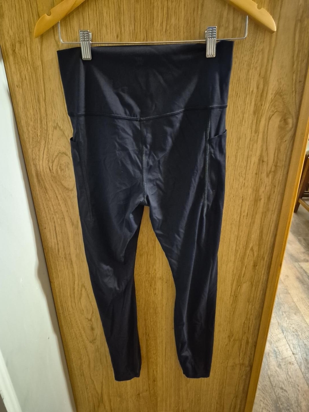 all in motion Black High-Waist Leggings & Racerback Sports Bra Set - Picture 4 of 4